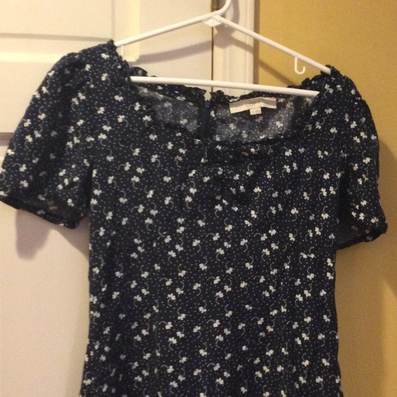 Loft dark floral maxi dress, size 4 - Picture 2 of 5